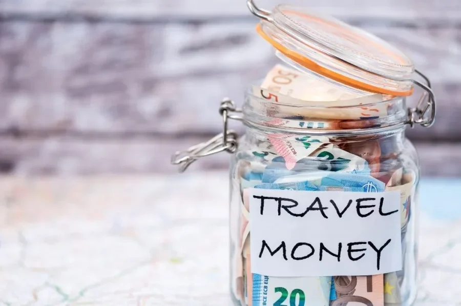budget travel Kenya
